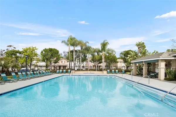 $5,300 | 201 Kensington, Unit 26, Irvine, CA 92606