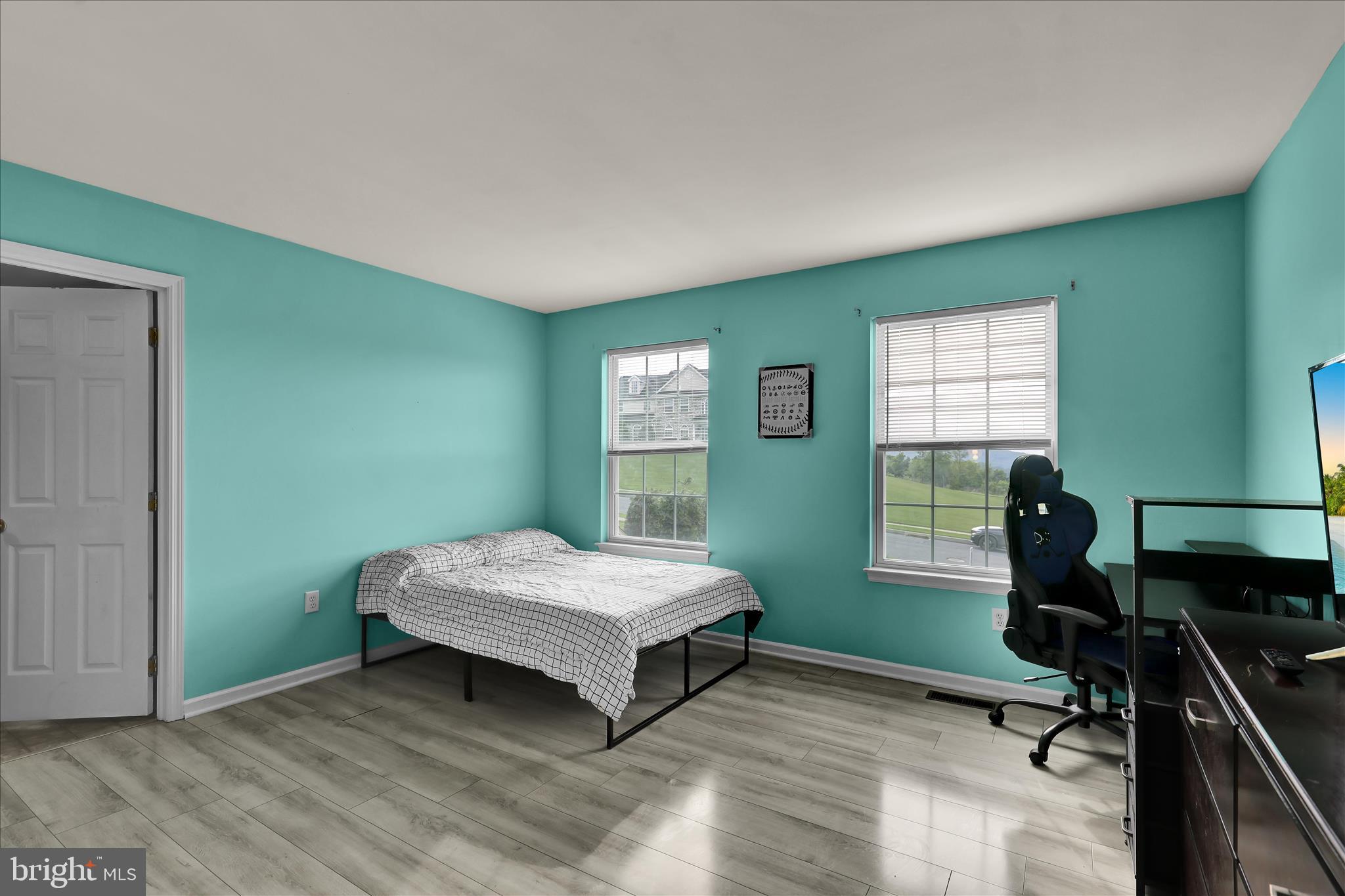 121 Great Bend Way Sinking Spring, PA 19608 - Photo 33 of 59 a living room with a bed furniture and a window