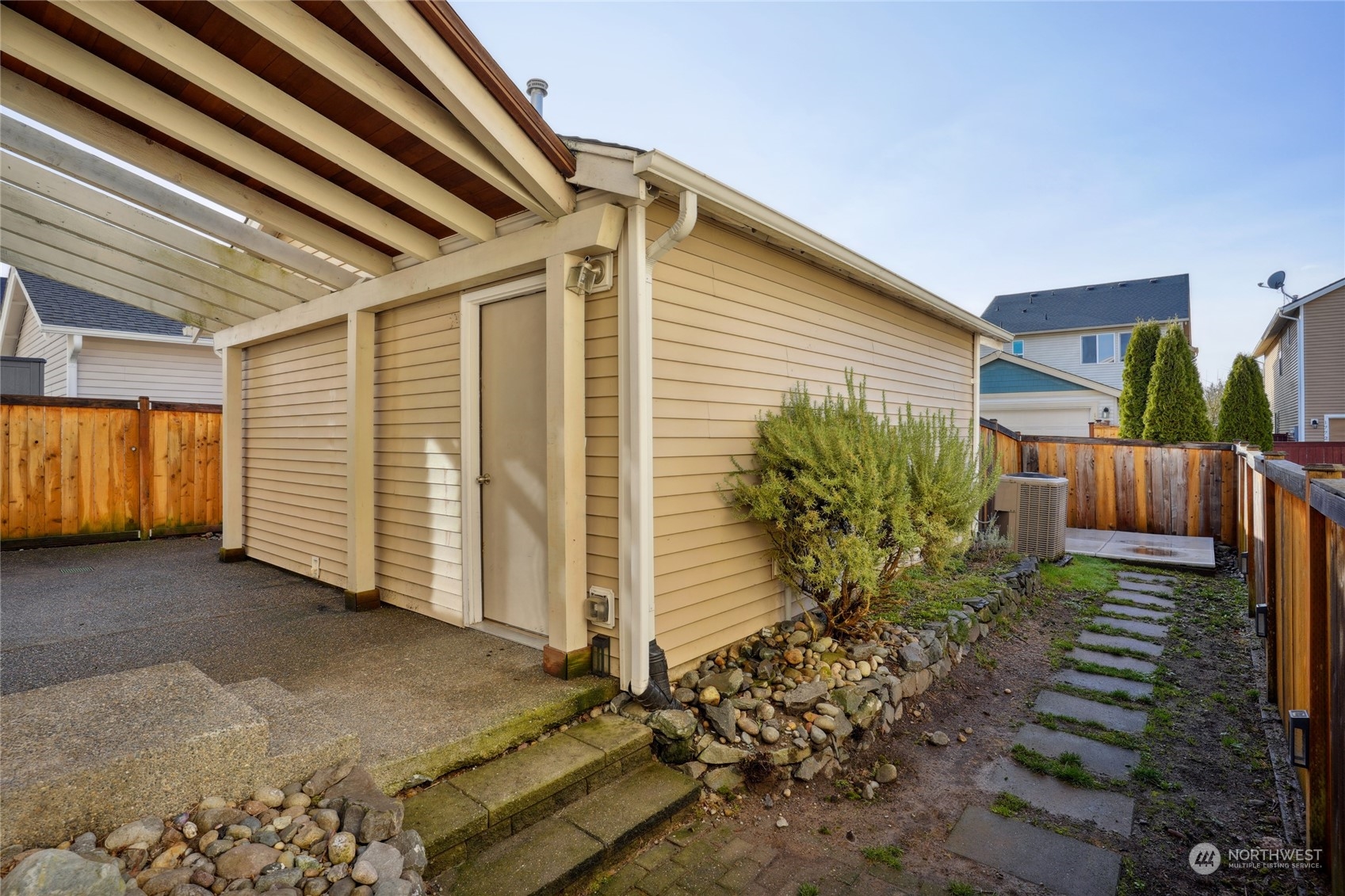 3175 Walker Road DuPont, WA 98327 - Photo 30 of 35