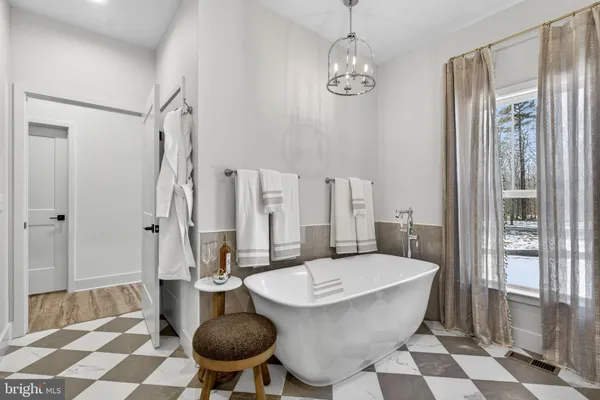 $749,900 | 22145 Countryside Lane, Lignum, VA 22726