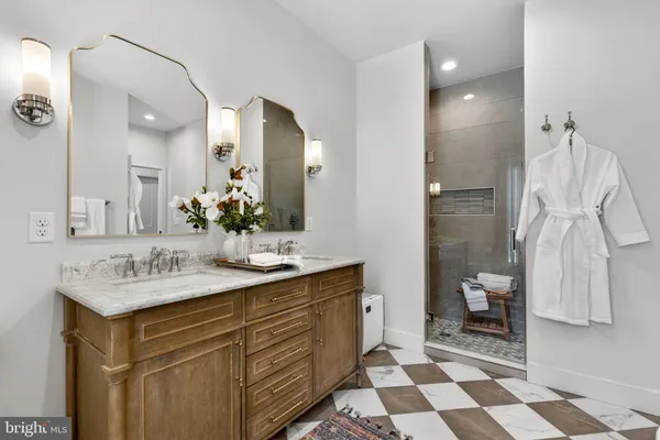 $749,900 | 22145 Countryside Lane, Lignum, VA 22726