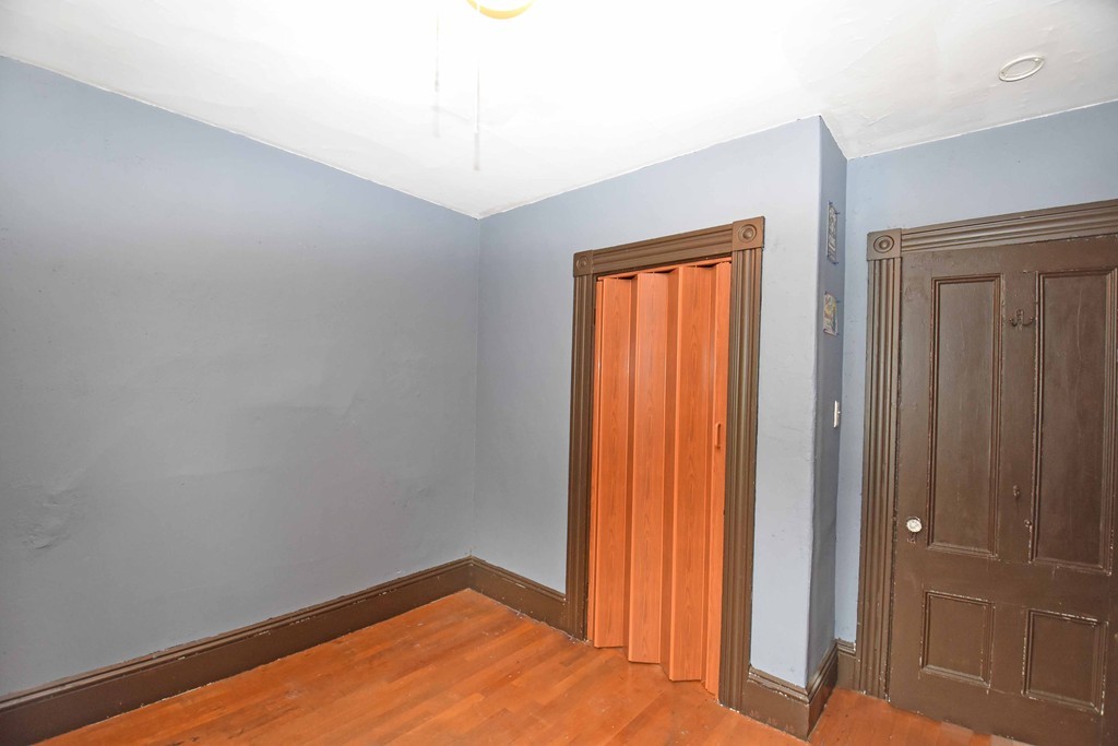 17 Willow Avenue Salem, MA 01970 - Photo 11 of 12