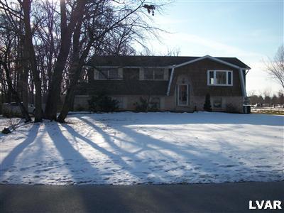 136 Elm Road Allentown, PA 18104 - Photo 1 of 12 Gallery Image 1