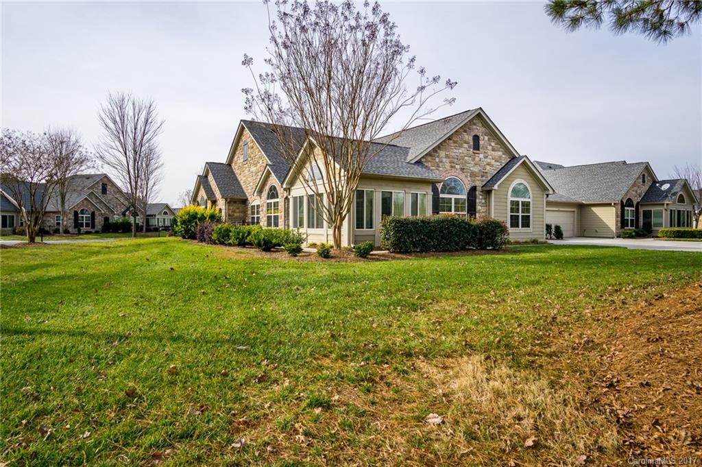 730 Ledgestone Court Tega Cay, SC 29708 - Photo 1 of 24 Gallery Image 1