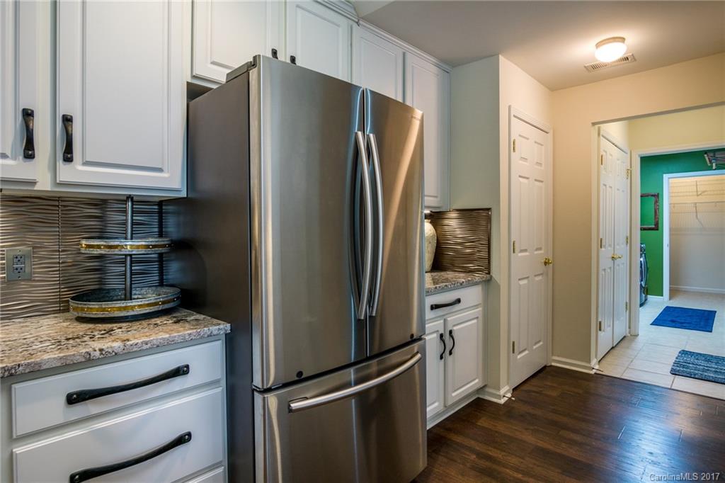 730 Ledgestone Court Tega Cay, SC 29708 - Photo 19 of 24 Gallery Image 19