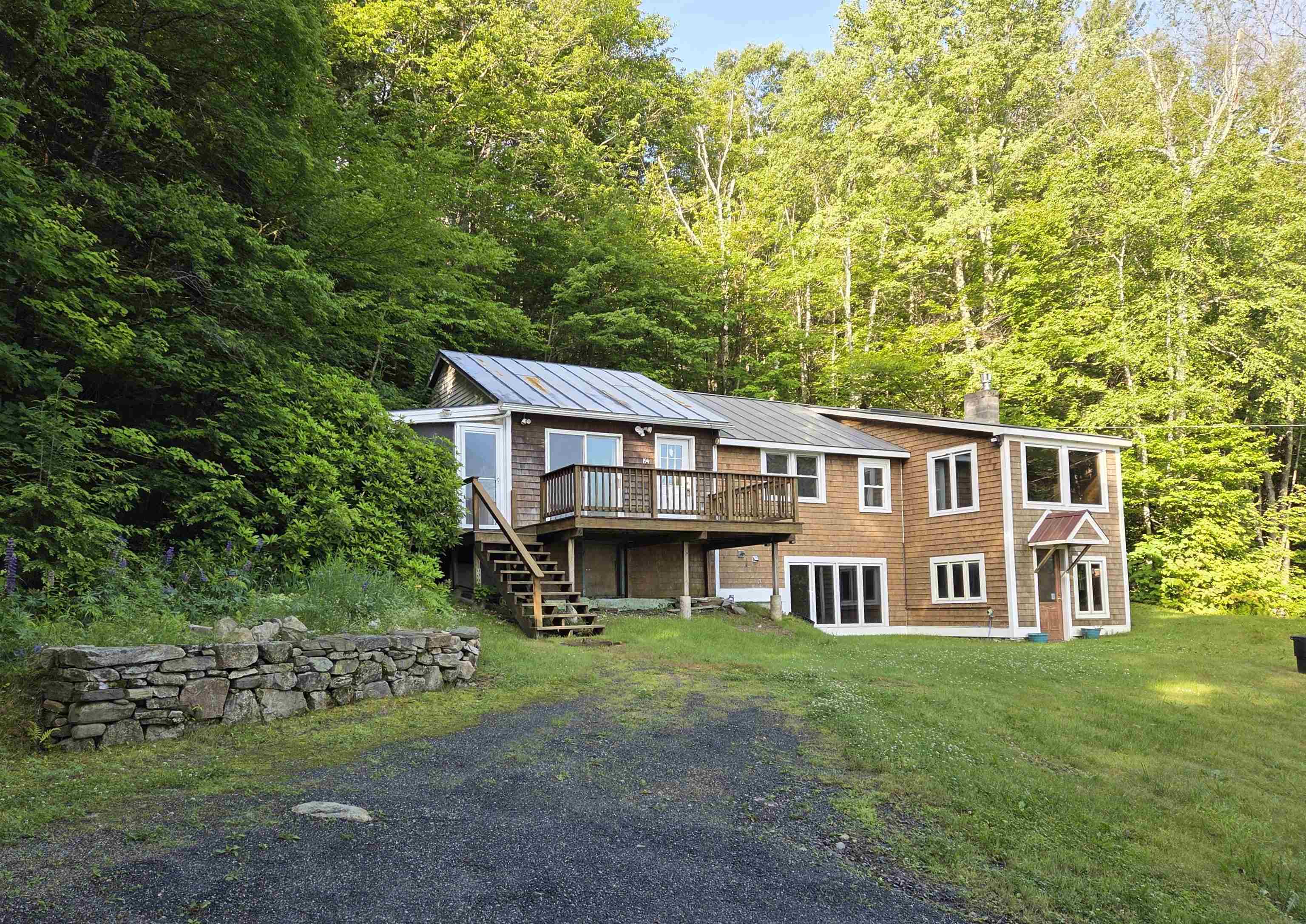 194 Algonquin Road Enfield, NH 03748 - Photo 2 of 33