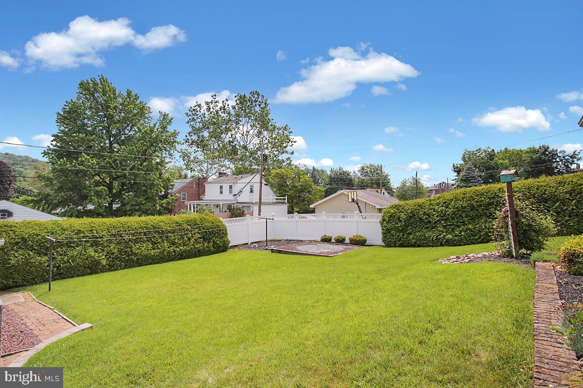 511 North Brobst Street Reading, PA 19607 - Photo 7 of 42 Gallery Image 7