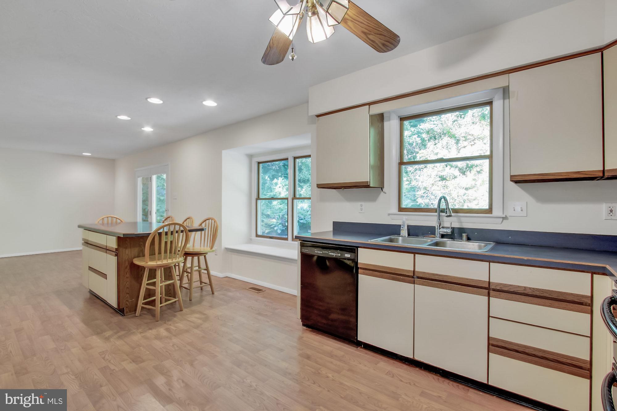 5110 Buttermilk Road Pylesville, MD 21132 - Photo 2 of 34 WINDOW SEAT IN DINING AREA