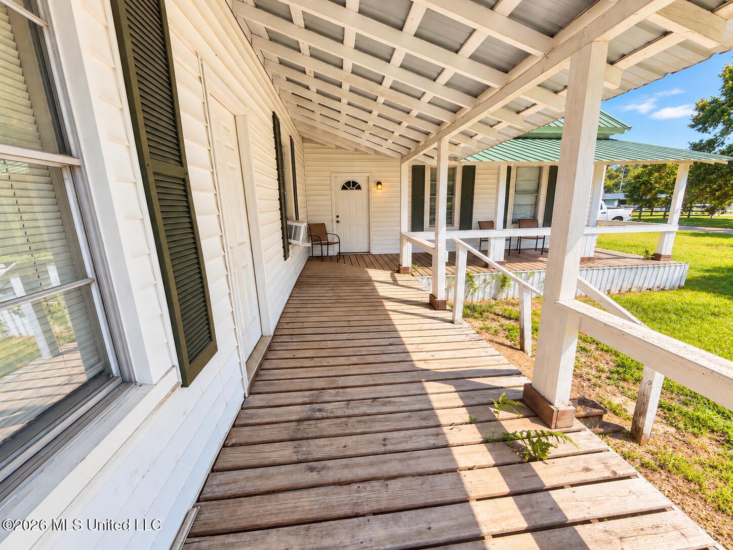 11450 County Farm Road Gulfport, MS 39503 - Photo 33 of 84 farm house porch