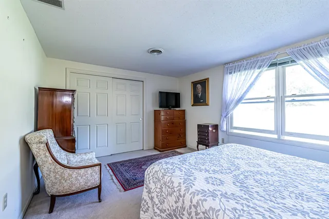 $379,000 | 21 Long Hill Road, Peterborough, NH 03458