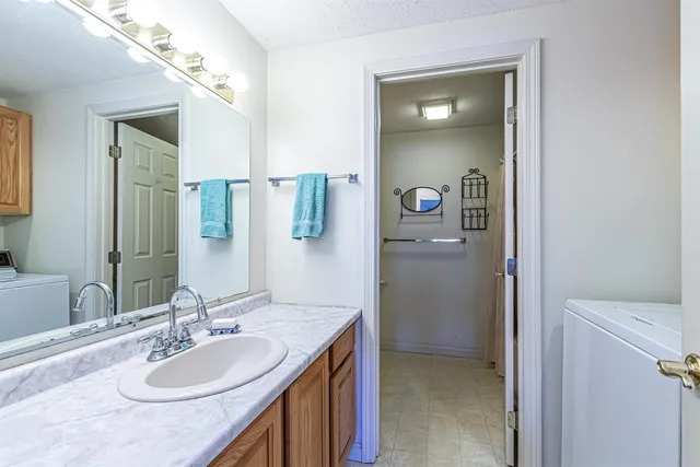 $379,000 | 21 Long Hill Road, Peterborough, NH 03458