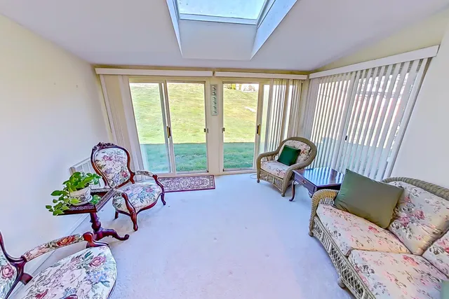 $379,000 | 21 Long Hill Road, Peterborough, NH 03458