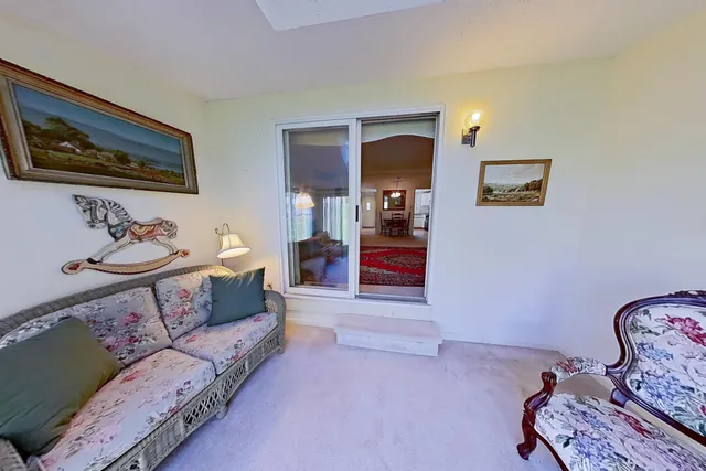 $379,000 | 21 Long Hill Road, Peterborough, NH 03458