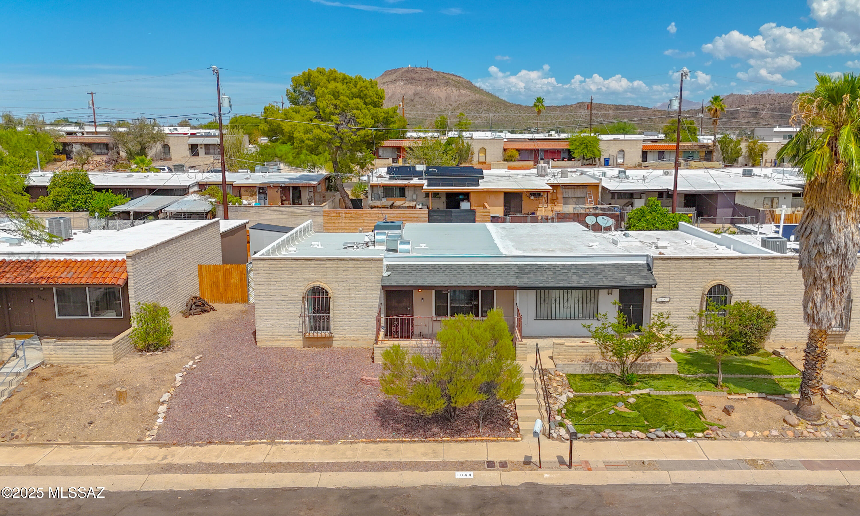 1844 West Dominy Road Tucson, AZ 85713 - Photo 4 of 46 Gallery Image 4