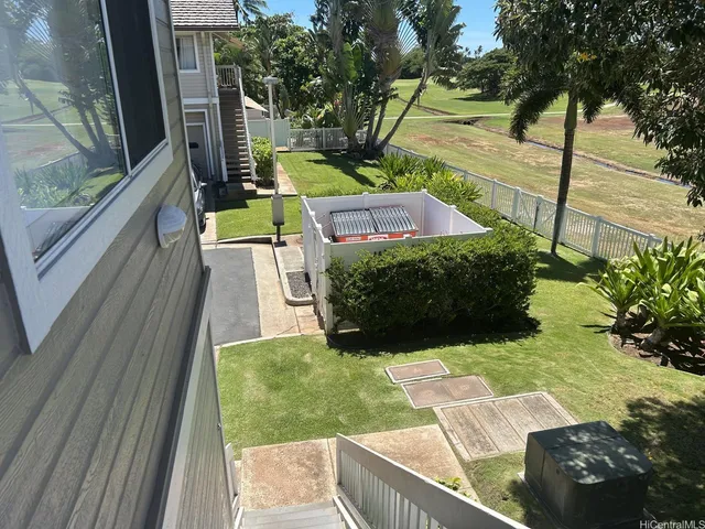 a view of an outdoor space