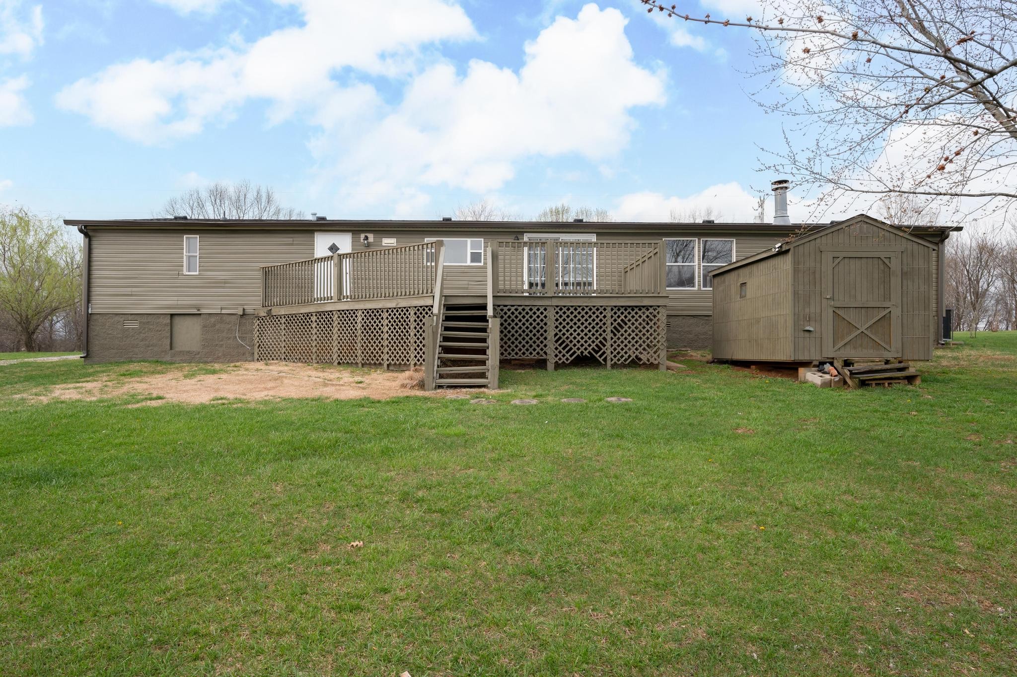 6475 North Pinson Road Portland, TN 37148 - Photo 22 of 23 a view of a backyard