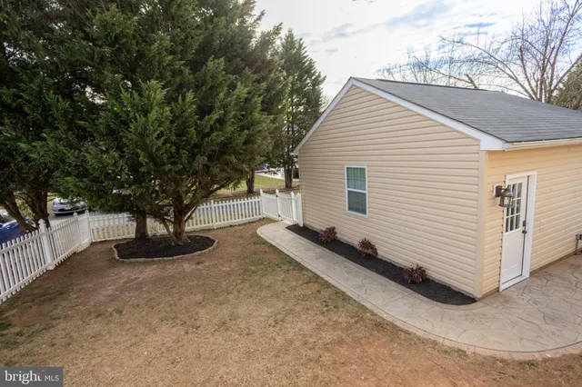 $699,900 | 10021 Hume Court, Bristow, VA 20136