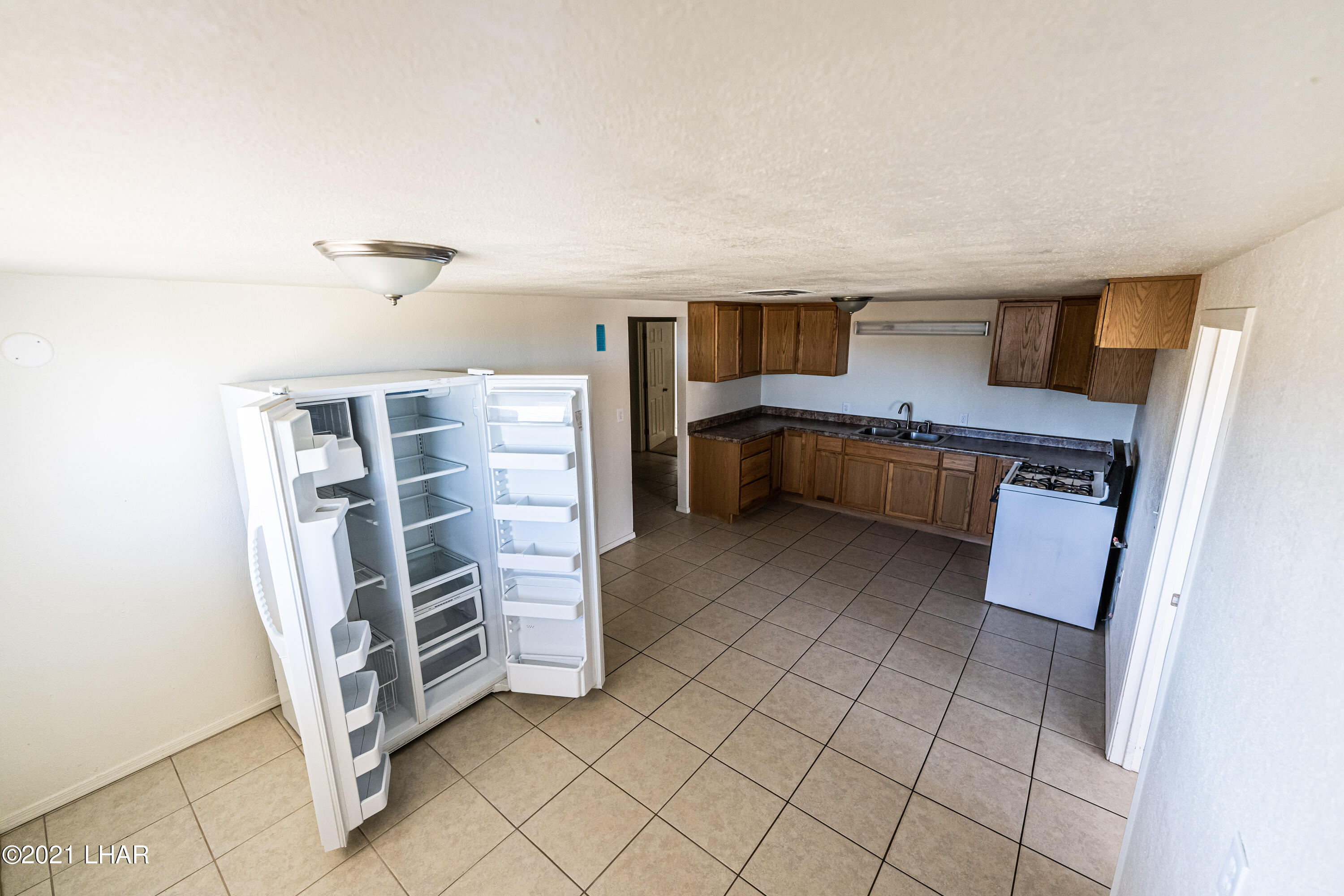 3405 Hodges Road Kingman, AZ 86409 - Photo 17 of 37 27-DSC09743