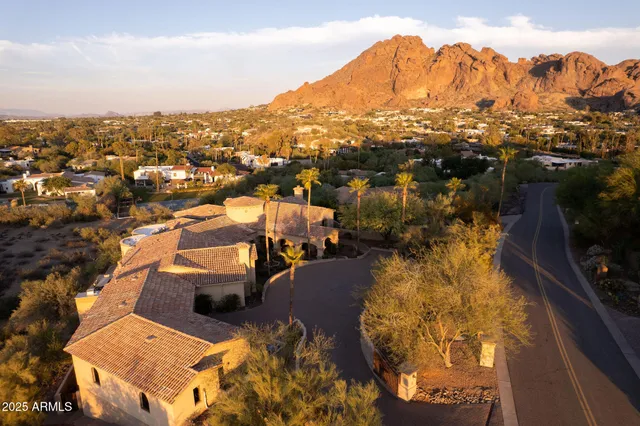 $30,000 | 4490 East Valley Vista Lane, Paradise Valley, AZ 85253