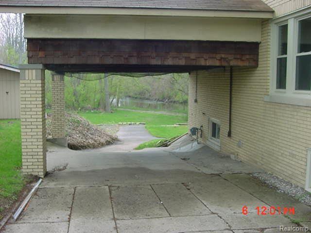 8400 Clinton River Road Sterling Heights, MI 48314 - Photo 4 of 20 MVC-004S