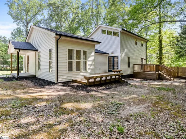 $315,000 | 21298 East 76th Highway, Laurens, SC 29360