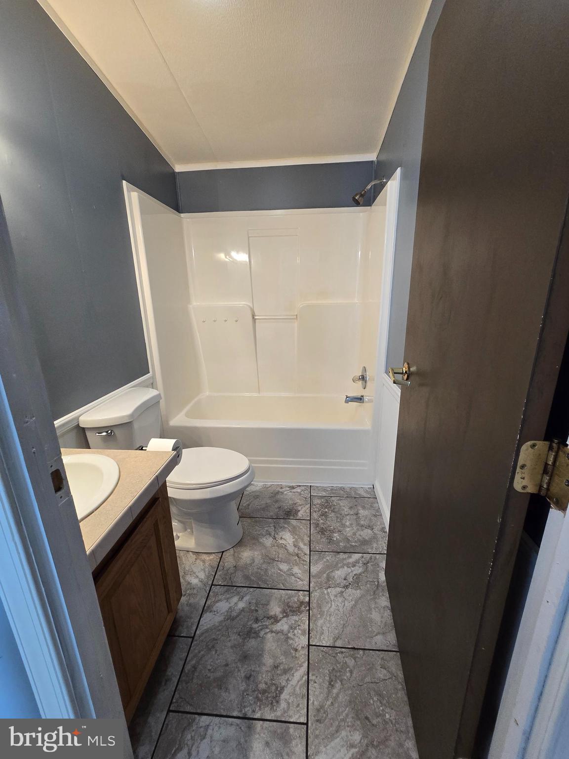 1446 Gibson Road, Unit B4 Bensalem, PA 19020 - Photo 10 of 21 Gallery Image 10