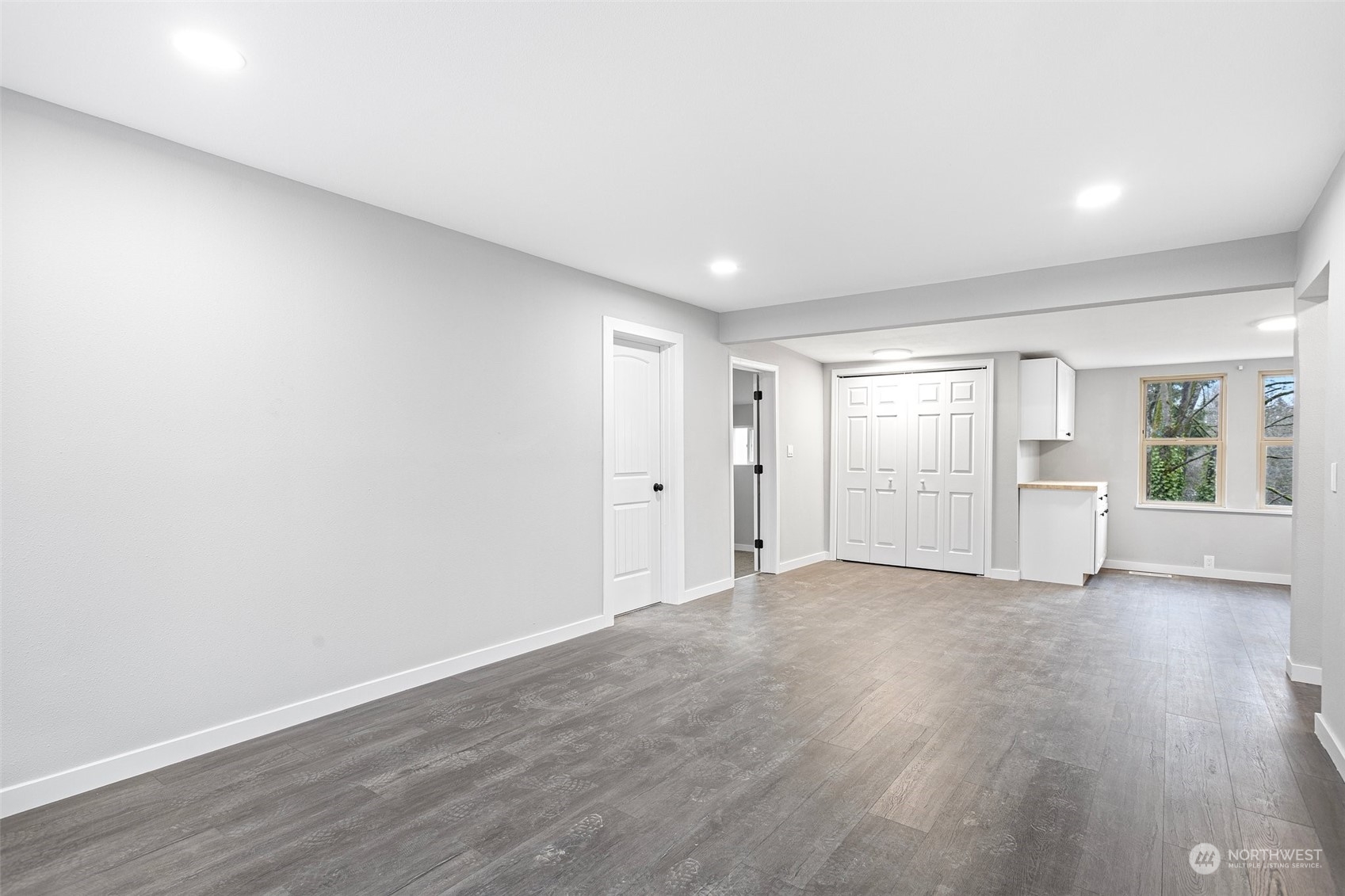 11430 Southeast Petrovitsky Road Renton, WA 98055 - Photo 6 of 26