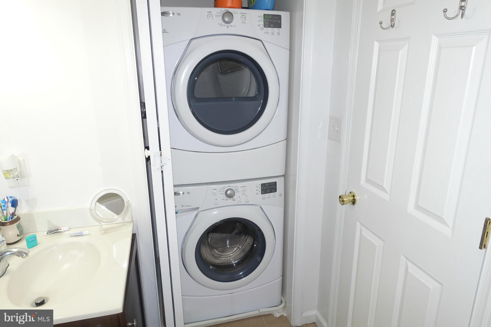 2019 Ray Leonard Road Landover, MD 20785 - Photo 8 of 19 a utility room with dryer and washer
