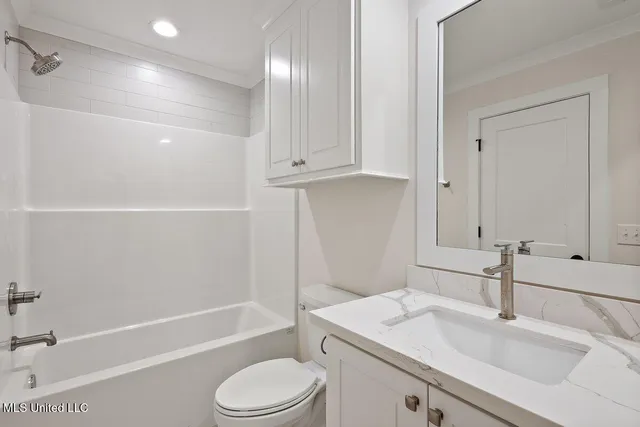 $425,000 | 400 Aurora Circle, Canton, MS 39046