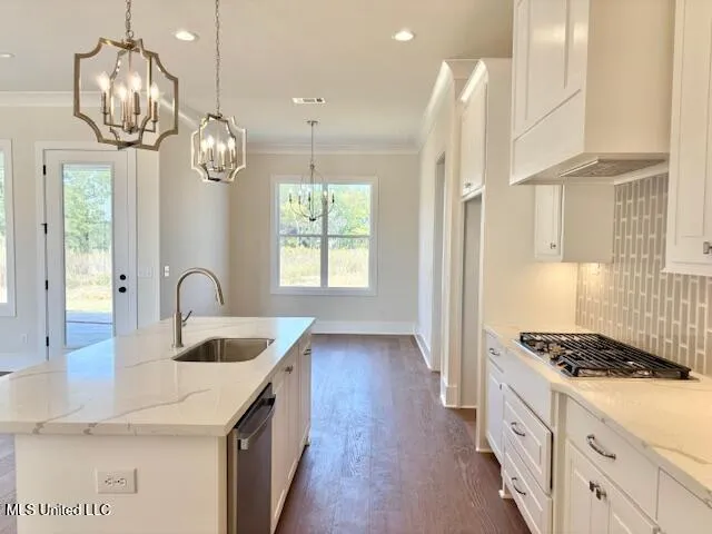 $425,000 | 400 Aurora Circle, Canton, MS 39046