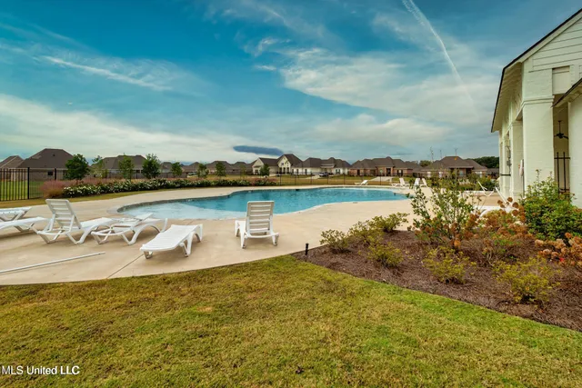 $425,000 | 400 Aurora Circle, Canton, MS 39046