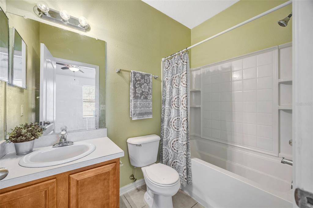 15925 Fishhawk View Drive Lithia, FL 33547 - Photo 20 of 30