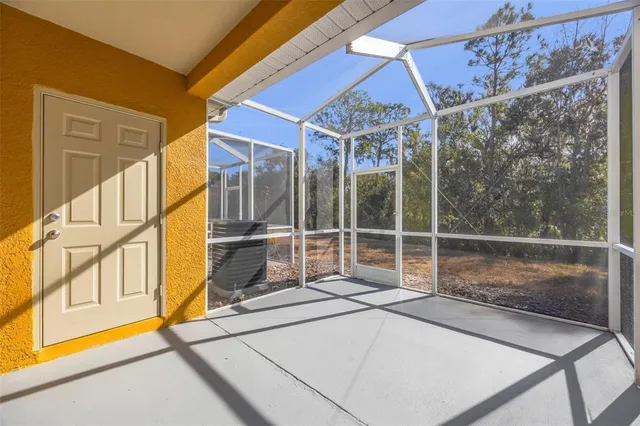 $250,000 | 15925 Fishhawk View Drive, Lithia, FL 33547