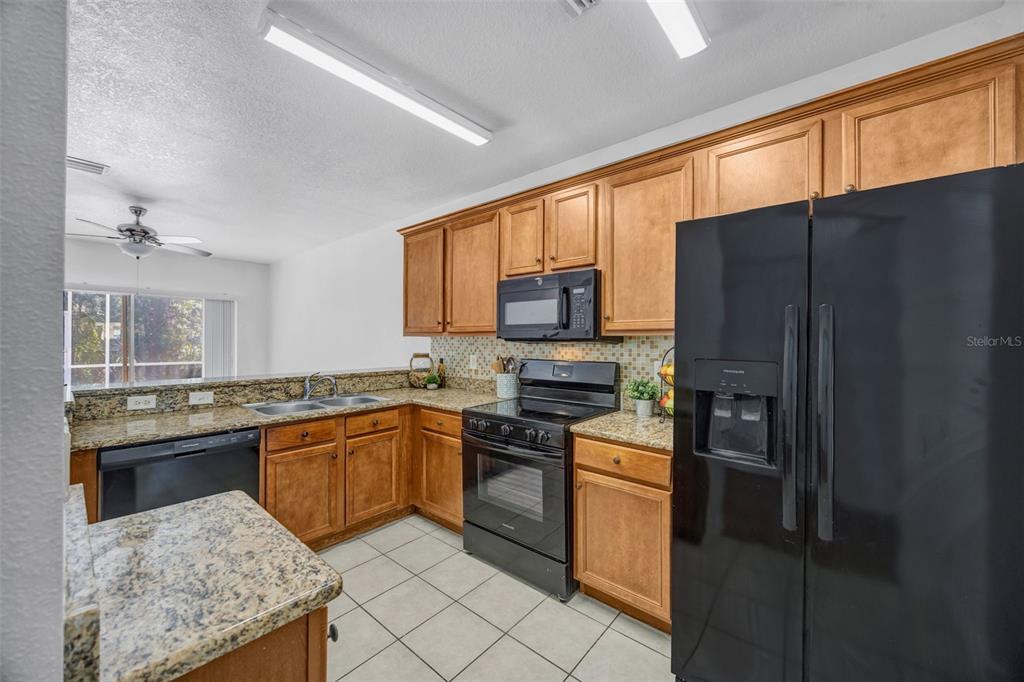 15925 Fishhawk View Drive Lithia, FL 33547 - Photo 7 of 30