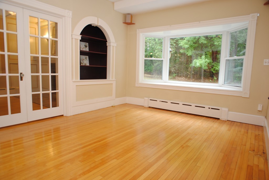 137 Nobscot Road Sudbury, MA 01776 - Photo 9 of 27 Gallery Image 9