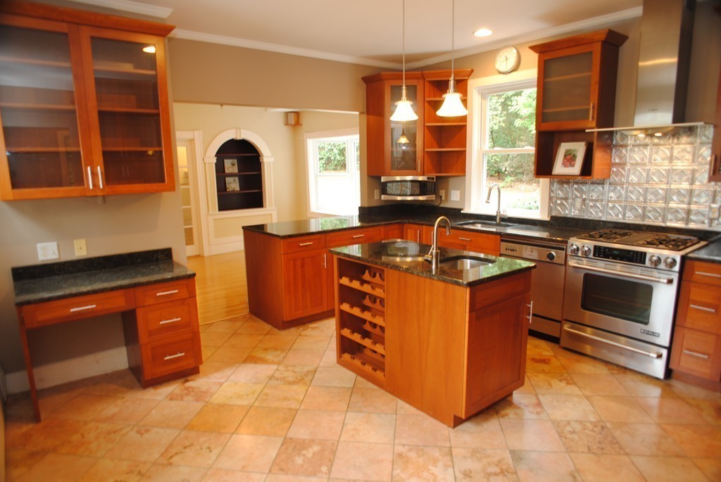 137 Nobscot Road Sudbury, MA 01776 - Photo 10 of 27 Gallery Image 10