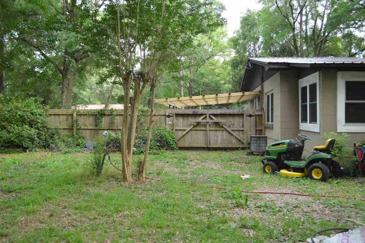 6438 Maddox Road Milton, FL 32570 - Photo 9 of 34 Gallery Image 9