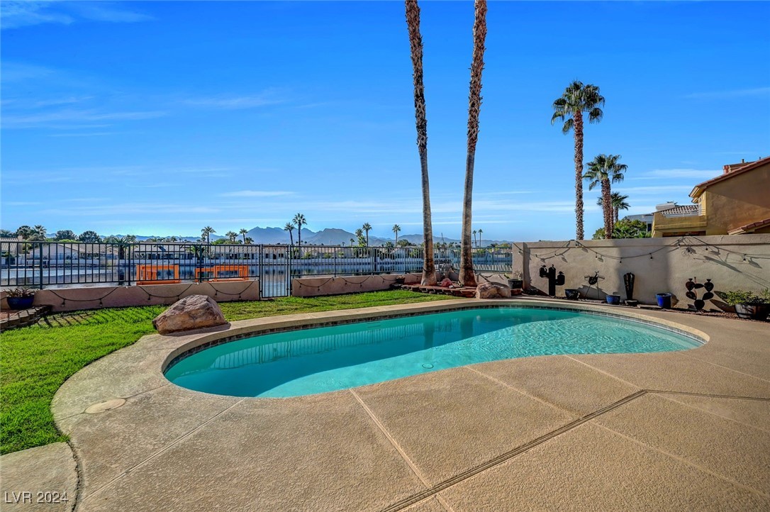 2485 Sun Reef Road Las Vegas, NV 89128 - Photo 64 of 80