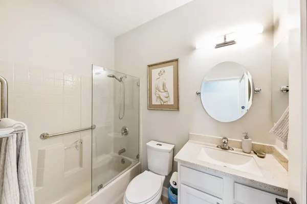 $4,100 | 39676 Somerset Avenue, Palm Desert, CA 92211