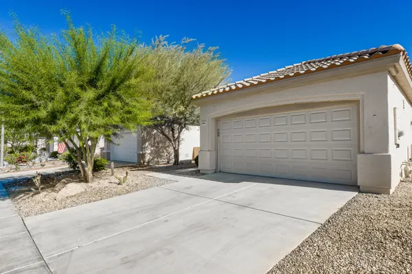 $4,100 | 39676 Somerset Avenue, Palm Desert, CA 92211