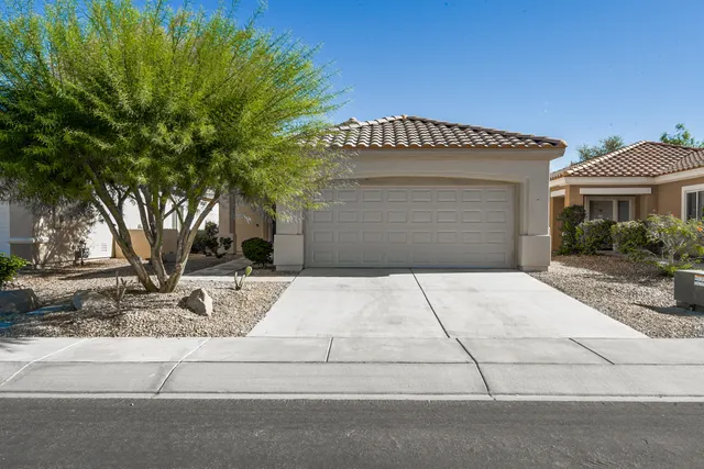 $3,900 | 39676 Somerset Avenue, Palm Desert, CA 92211
