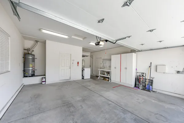 $4,100 | 39676 Somerset Avenue, Palm Desert, CA 92211