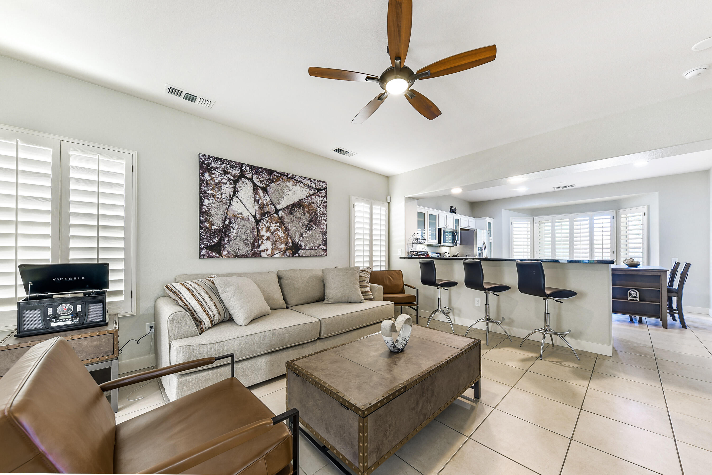 39676 Somerset Avenue Palm Desert, CA 92211 - Photo 7 of 32 39676 Somerset Ave-9