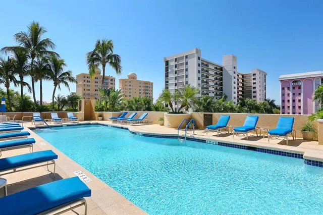 $3,950,000 | 35 Watergate Drive, Unit 1201, Sarasota, FL 34236