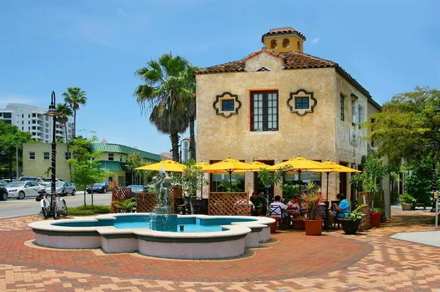 $3,950,000 | 35 Watergate Drive, Unit 1201, Sarasota, FL 34236