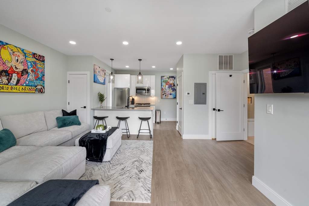 277 Border Street, Unit 401 Boston, MA 02128 - Photo 12 of 15