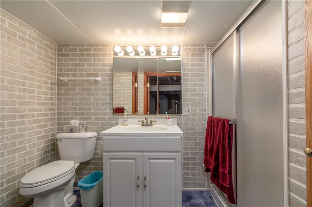 287 Kelly Road Boyers, PA 16020 - Photo 21 of 25 Gallery Image 21