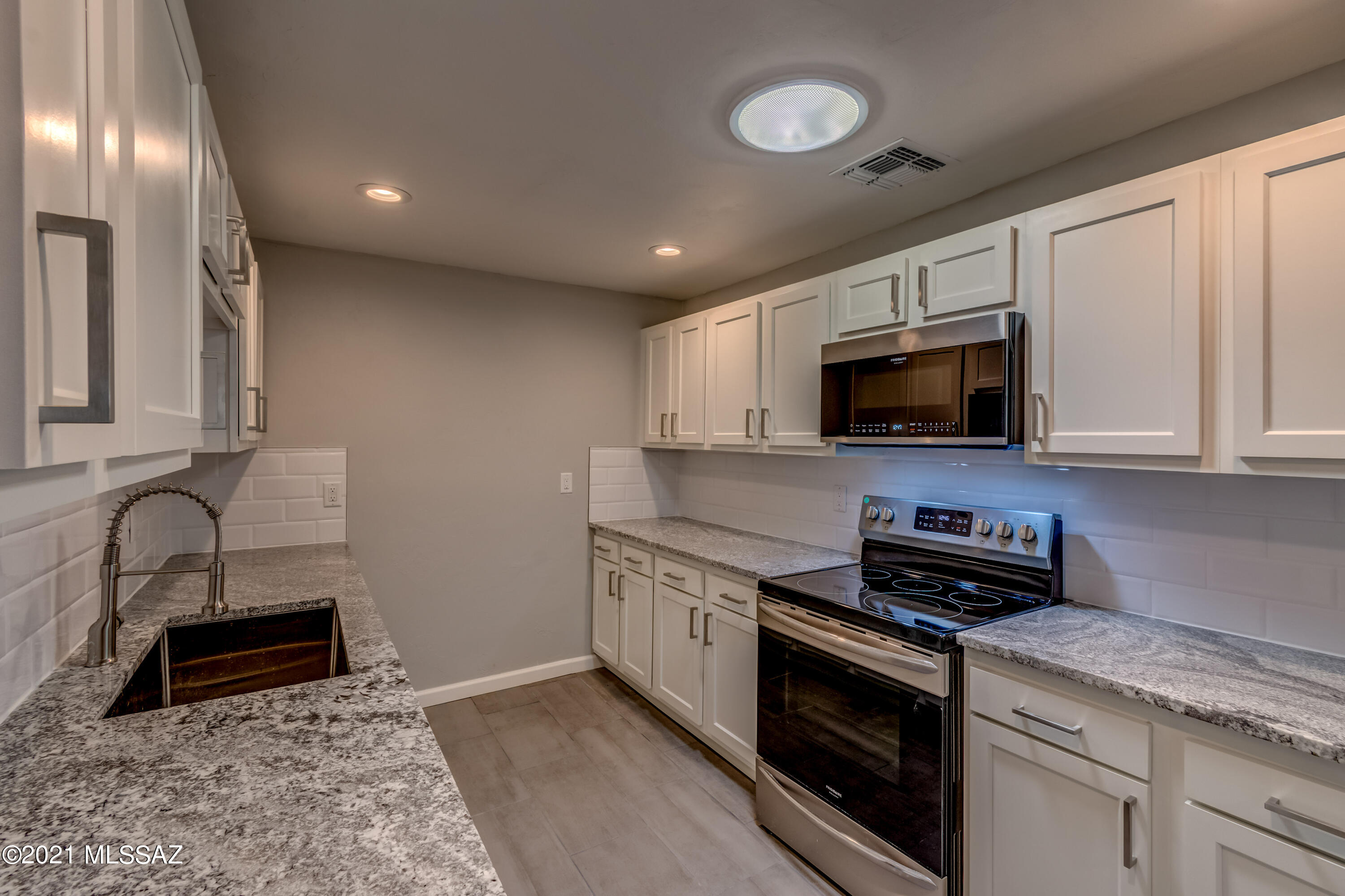 1131 East Spring Street Tucson, AZ 85719 - Photo 6 of 17 Gallery Image 6
