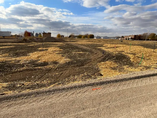 $45,000 | 5 Cottonwood Lake Drive, Windom, MN 56101