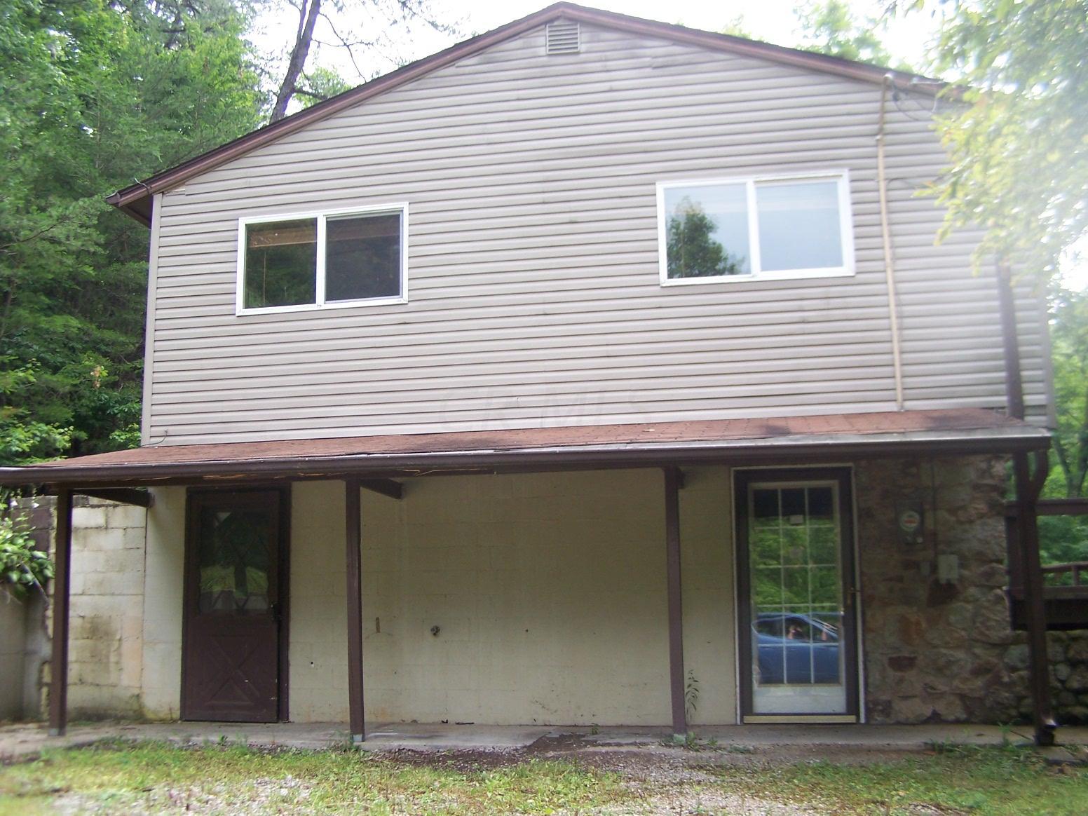 8100 Sugar Grove Road Southeast Sugar Grove, OH 43155 - Photo 3 of 15